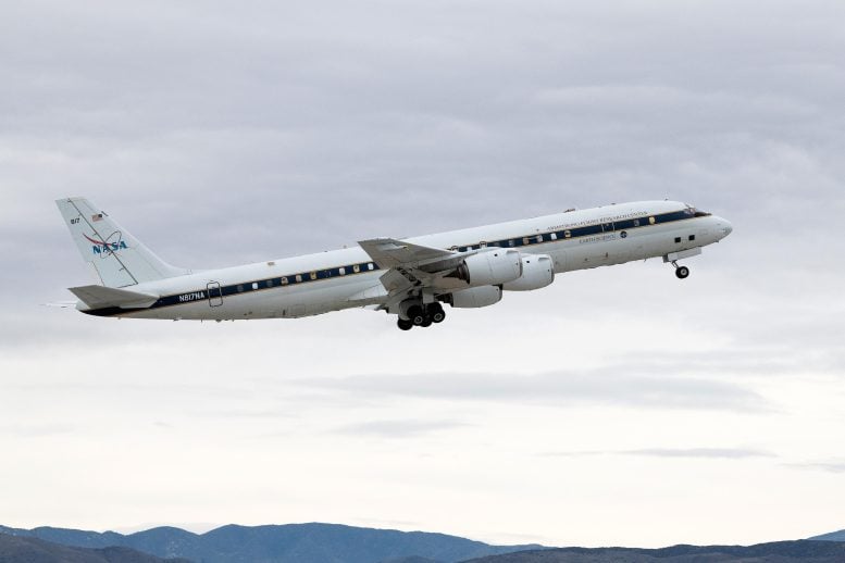 NASA DC-8 Uçağı ASIA-AQ Misyonu