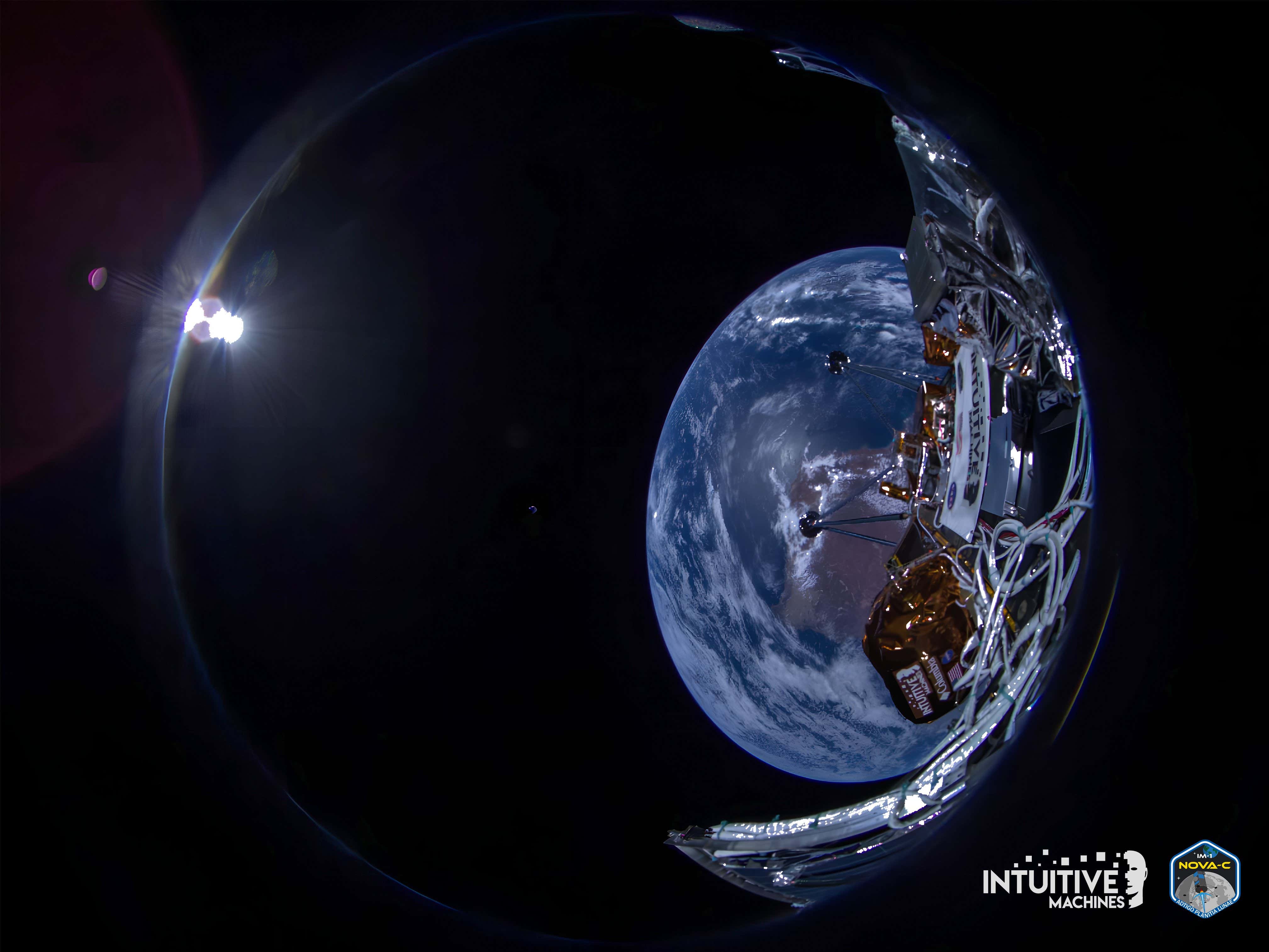 Odysseus Lander, Ay'a İniş Öncesinde Dünya'nın Muhteşem Fotoğraflarını Çekiyor başlıklı makale için resim