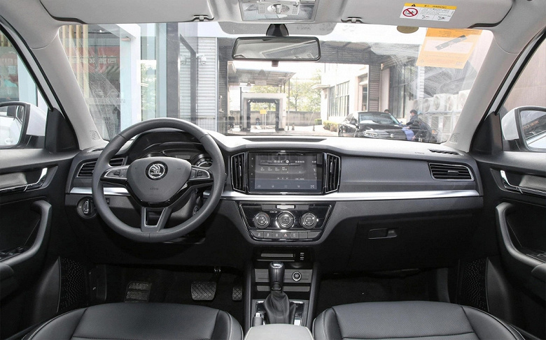Hyundai Creta'nın yerini alacak.  Çin'den Skoda Kamiq crossover'ın satışları Rusya'da başladı: otomatik ve 2 yıl garanti