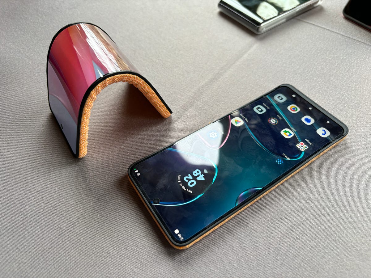Motorola'nın bükülebilir konsept telefonu MWC 2024'te