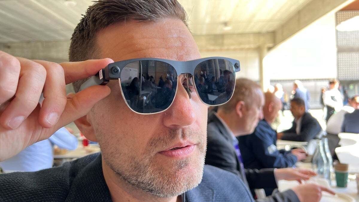 Xreal Air 2 Ultra gözlükler oldukça havalı görünüyor - MWC 2024'ün En İyileri: Akıllı yüzükler, AR gözlükler ve şeffaf ekranlar