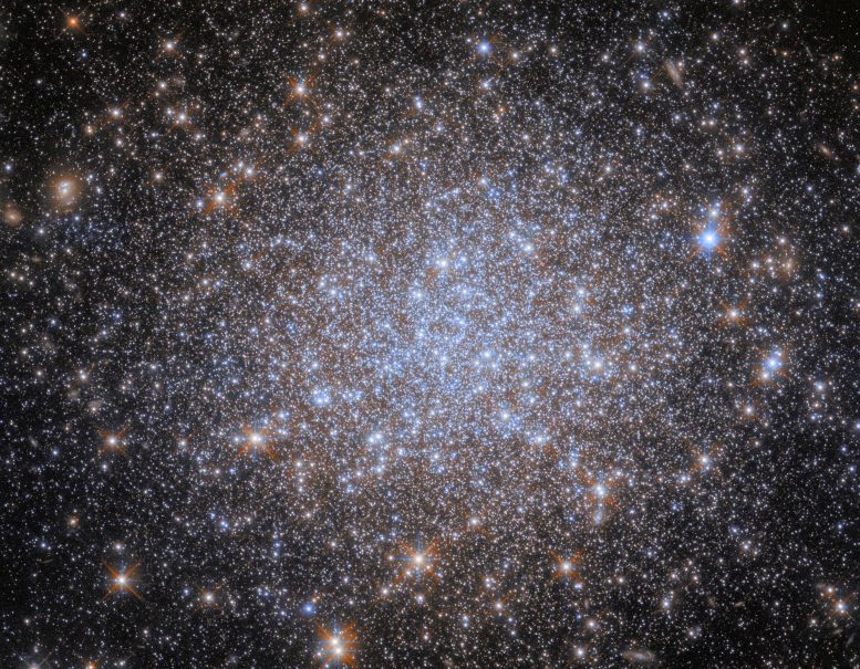 Antik Yıldızlar Büyük Macellan Bulutunda Göksel Sırları Fısıldıyor