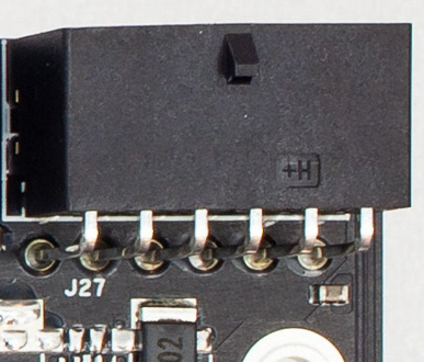İlk versiyonun yangın tehlikesi olan 12VHPWR konektörünün yeni GeForce RTX 40 Super video kartlarında bile bulunduğu ortaya çıktı