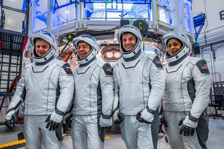 NASA SpaceX Crew-8 Mürettebat Ekipman Arayüzü Testi