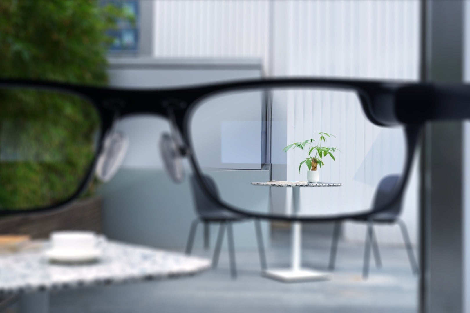 Oppo Air Glass 3: GPT asistanı, AR, sesli aramalar ve daha fazlasına sahip yapay zeka destekli akıllı gözlük