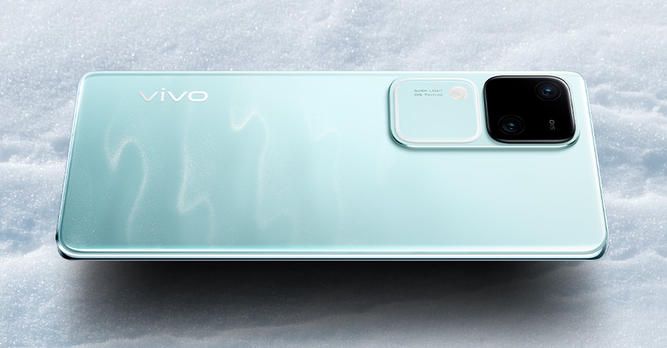 vivo v30 - vivo'nun 5.000 mAh bataryaya sahip en ince akıllı telefonu V30 dünyaya açılıyor