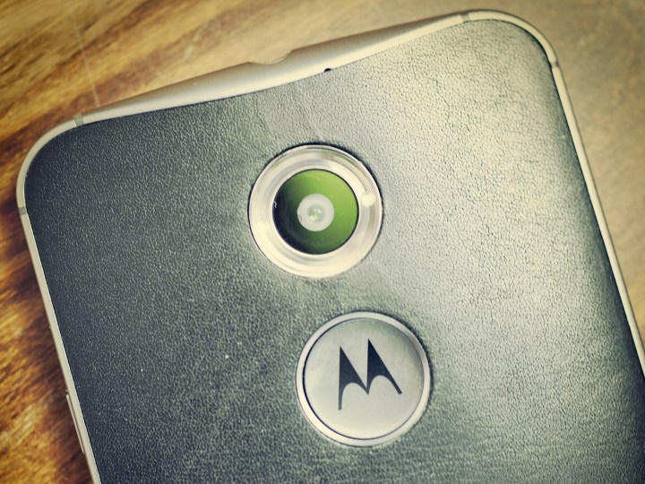 2014'te ikinci nesil Motorola Moto X.