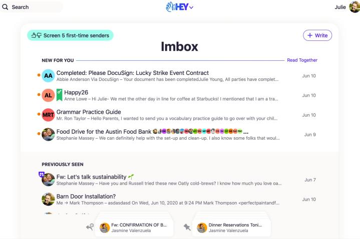 Hey e-posta uygulamasının çeşitli e-posta mesajlarını gösteren Imbox bölümü.