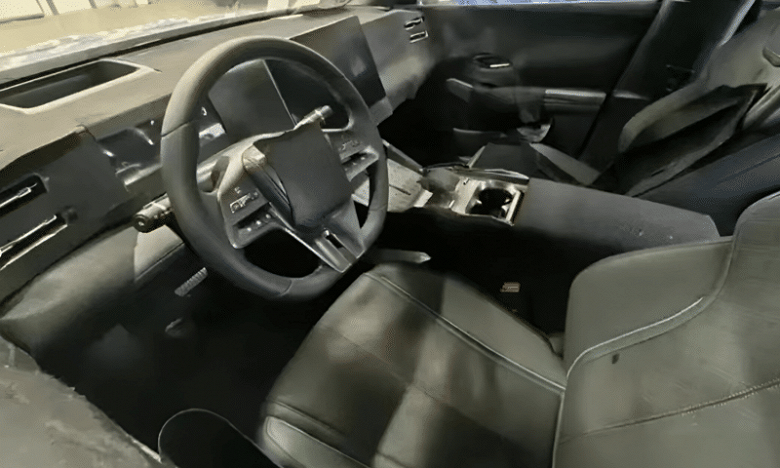 100 km'de 4 litreden az yakıt tüketen en yeni BYD sedan: BYD Qin L canlı fotoğraflarda gösteriliyor