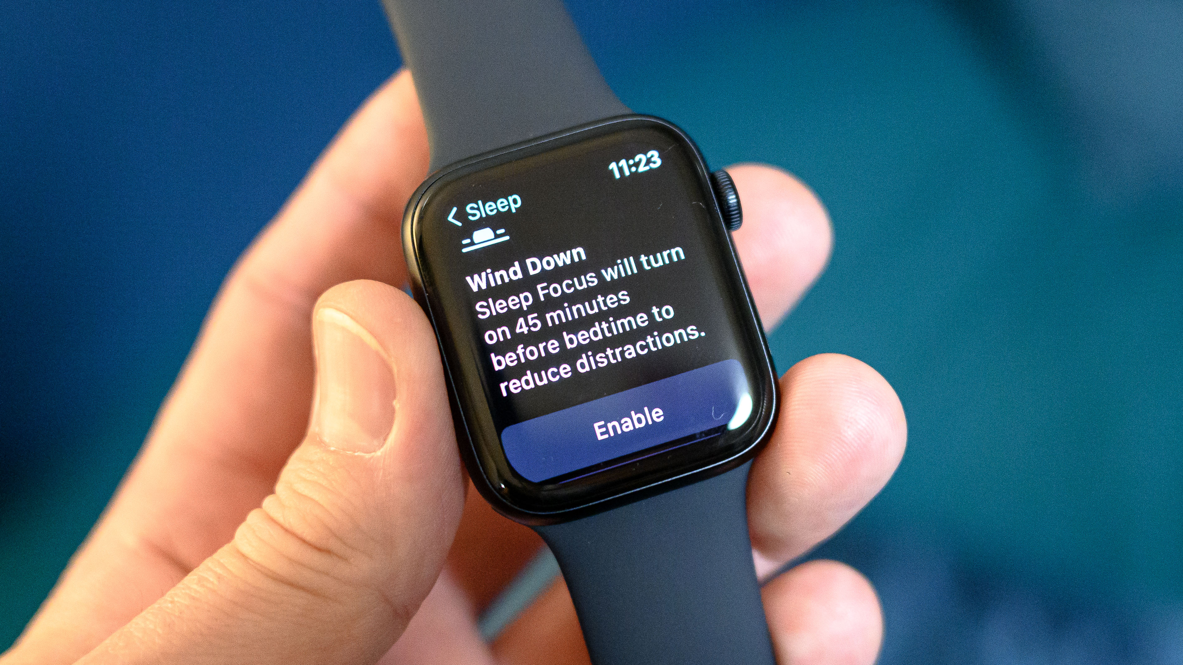 Apple Watch SE 2022 uyku takibi kurulumu.