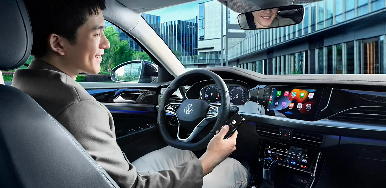 Volkswagen Passat 2024, 100 km'de 7 litreden az yakıt tüketiyor ve 100 km/saat hıza 7,4 saniyede çıkıyor