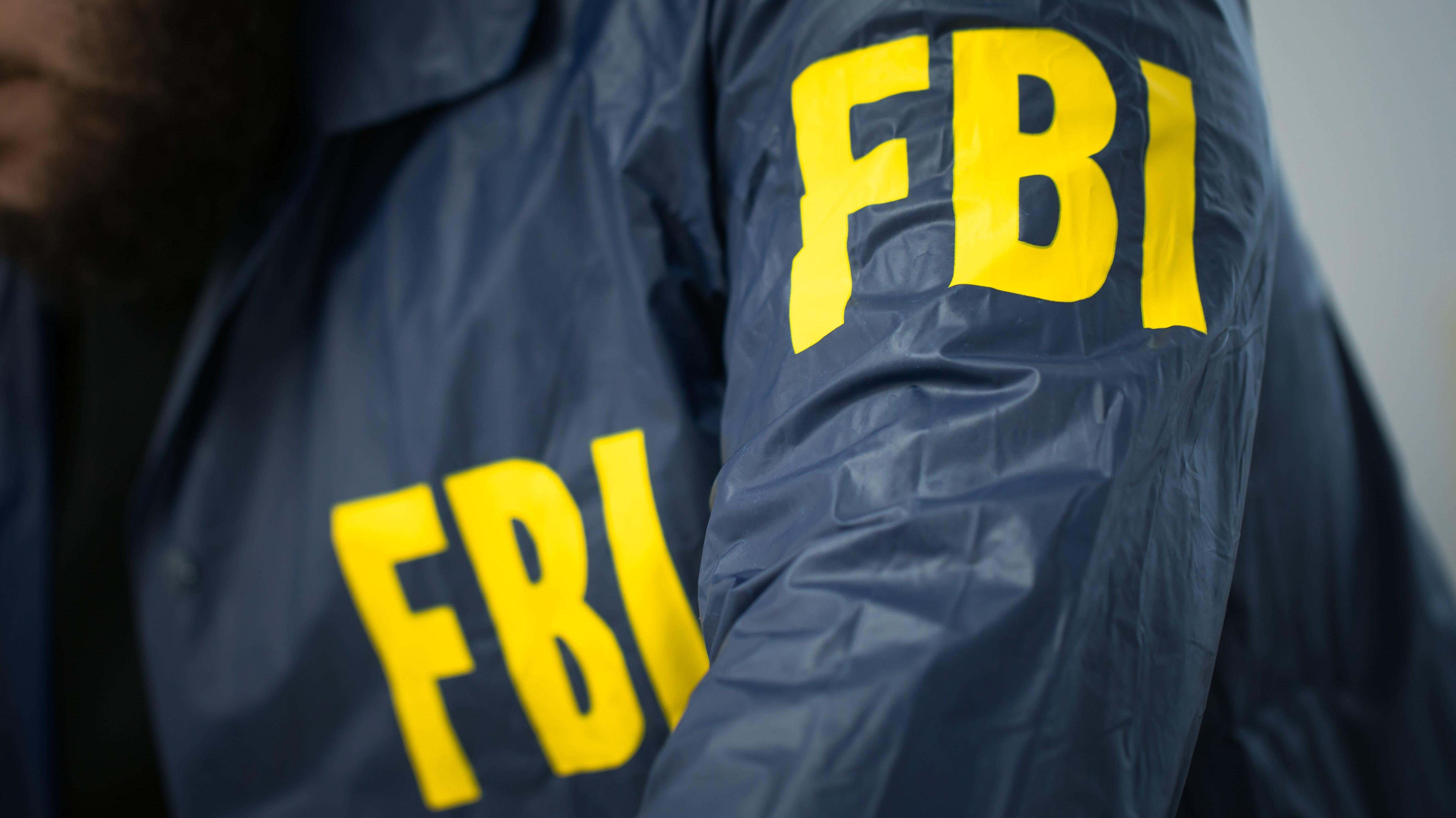 FBI, Cinsel Tacizcileri Yakalamak İçin Anında Bildirimler Kullanıyor başlıklı makale için resim