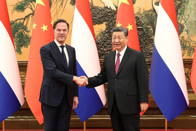Hollanda Başbakanı Mark Rutte ve Çin Devlet Başkanı Xi Jinping, 27 Mart 2024 Çarşamba günü Pekin'de. 
