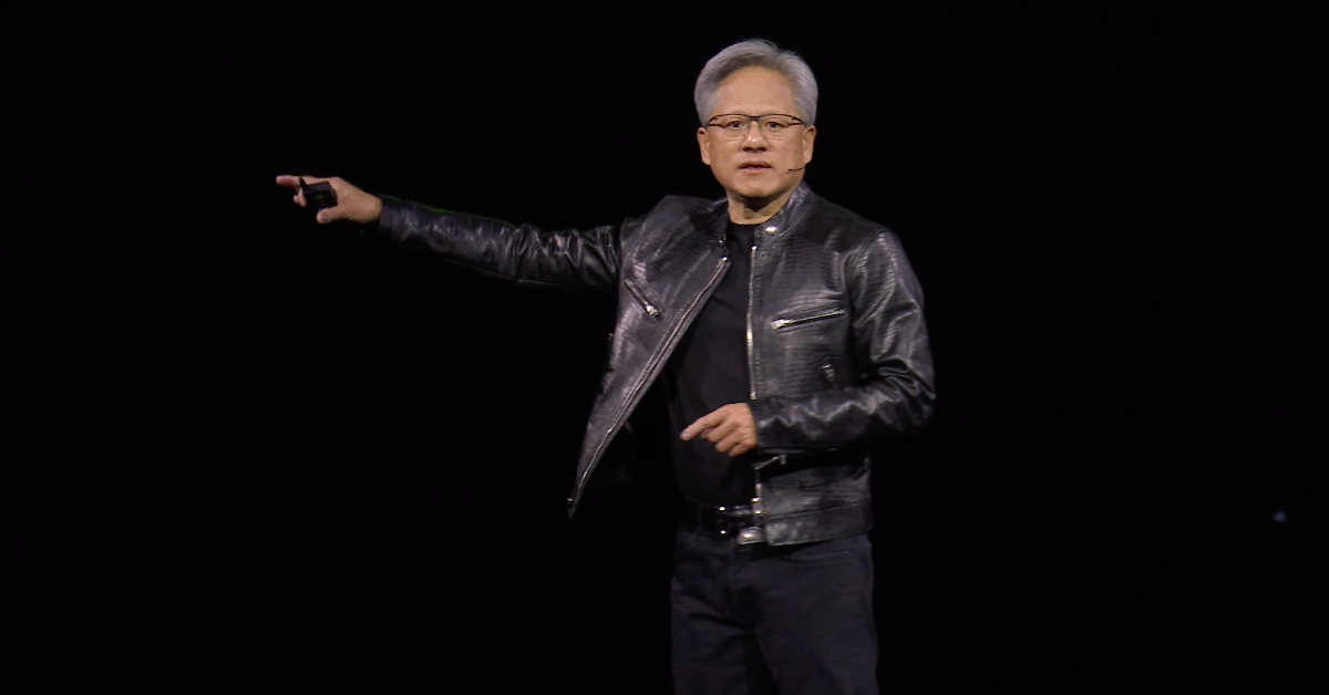 NVIDIA CEO'su Jensen Huang, GTC 2024'te sunum yaparken görüldü
