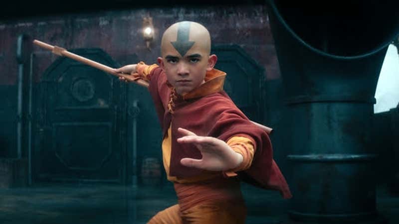 Netflix'in Avatarı İki Sezon Daha Kendini Eğiyor başlıklı makale için resim