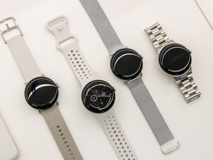 Birkaç farklı bant stiline sahip Google Pixel Watch 2.