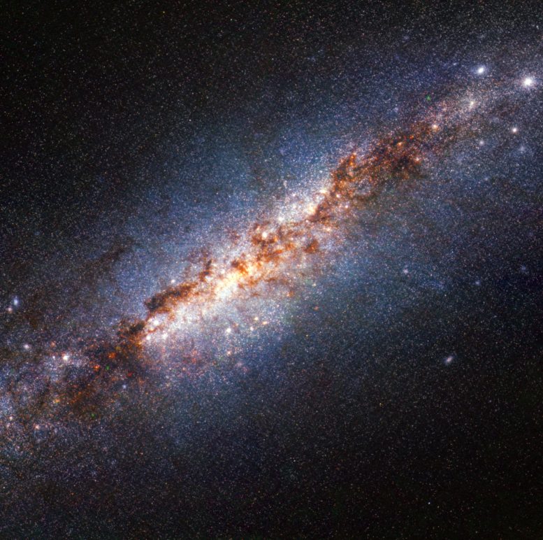 M82 (NIRCam Görüntüsü)