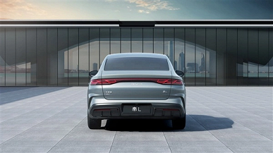 Tüketim 100 km'de 2,9 litre ve menzil 2000 km'dir.  Yeni BYD Qin L sedanın resmi görselleri yayınlandı