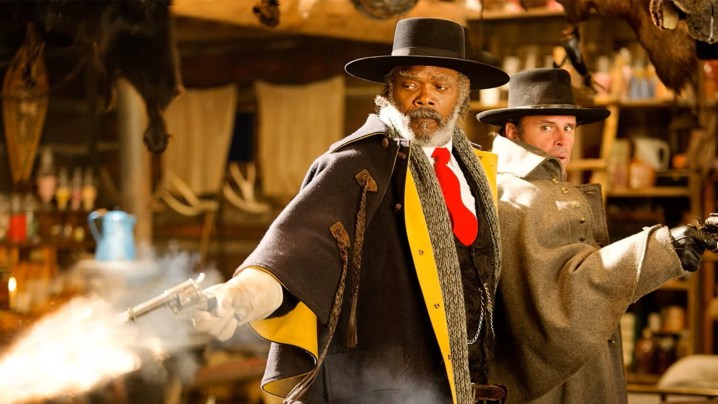 The Hateful Eight'te arka arkaya Ödül Avcısı rolünde Samuel Jackson ve Şerif rolünde Walton Goggins yer alıyor.