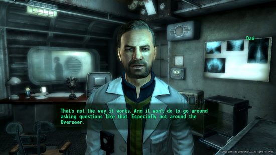 En İyi Fallout oyunları: Doktor önlüğü giyen bir kişi, nasıl soru sormadığını anlatıyor.