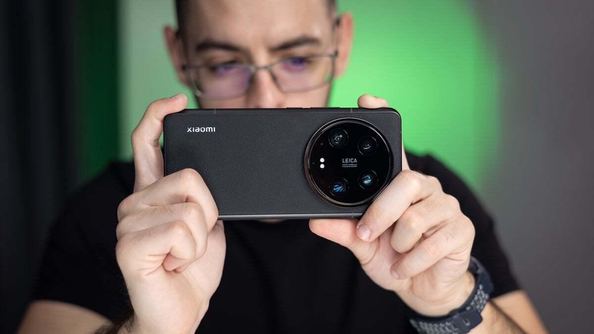 Birçok kişi Xiaomi 14 Ultra'daki kamera lenslerinin buğulu olduğunu bildiriyor - Samsung tarafından geride bırakılırsa neden Galaxy S24 Ultra'ya yüksek dolar ödeyeyim ki?