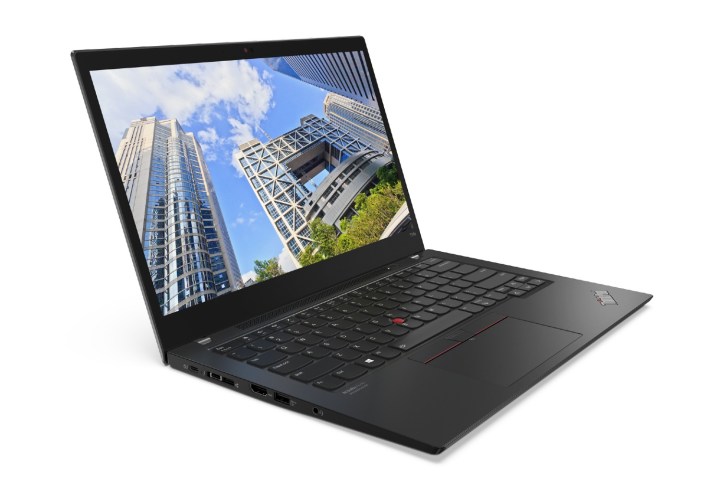 Ekranında şehir manzarası manzarası bulunan Lenovo ThinkPad T14s Gen 2 dizüstü bilgisayar.