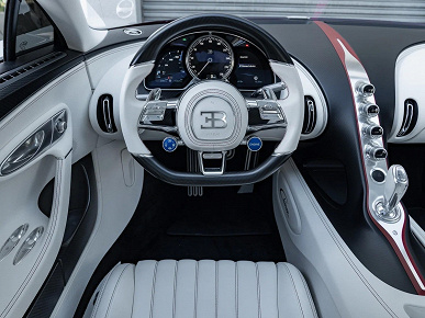 8 litrelik W16 motora sahip, 1.500 beygir gücü üreten Bugatti Chiron, Rusya'da satışa sunuldu.  ABD'den teslim edeceklerine söz veriyorlar