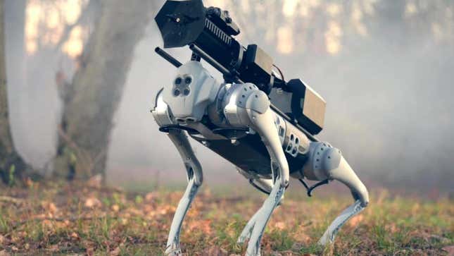 Alev Fırlatan Robot Köpek Thermonator Artık 9.420 Dolara Sizin Olabilir başlıklı makalenin resmi