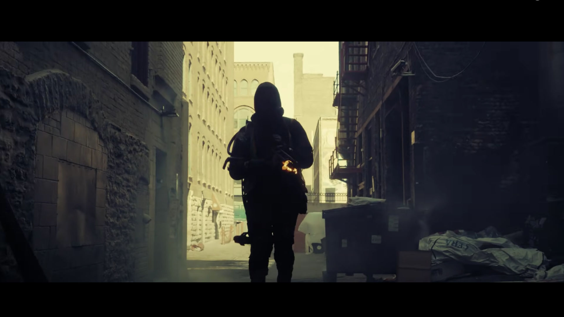 The Division: Agent Origins web dizisinde New York sokaklarında bir Temizlikçi