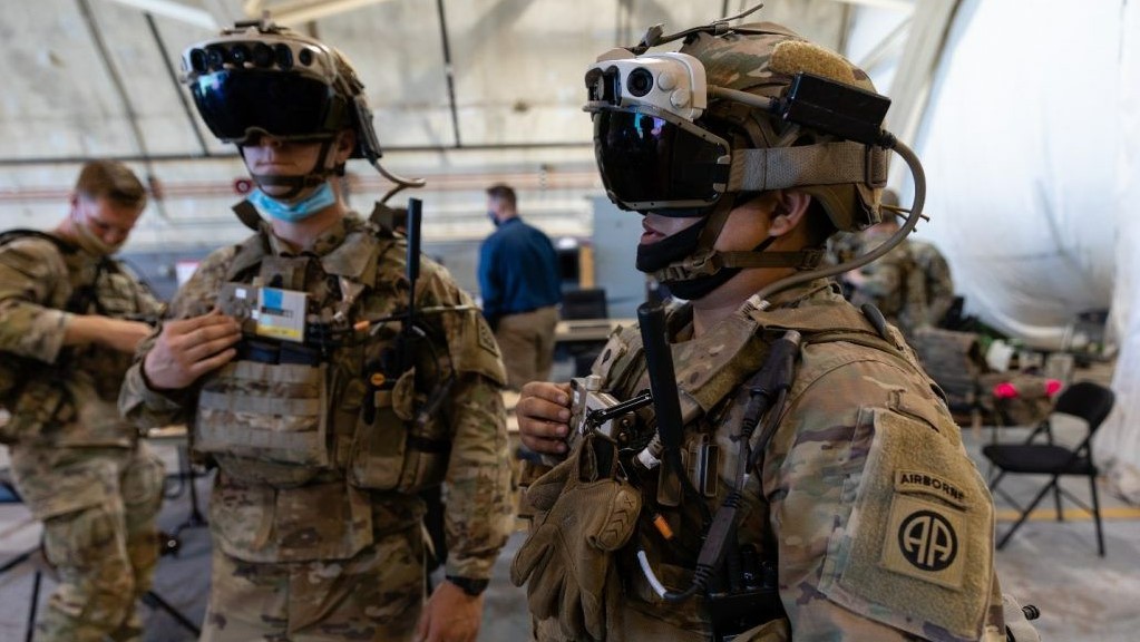 Ordu için Microsoft HoloLens