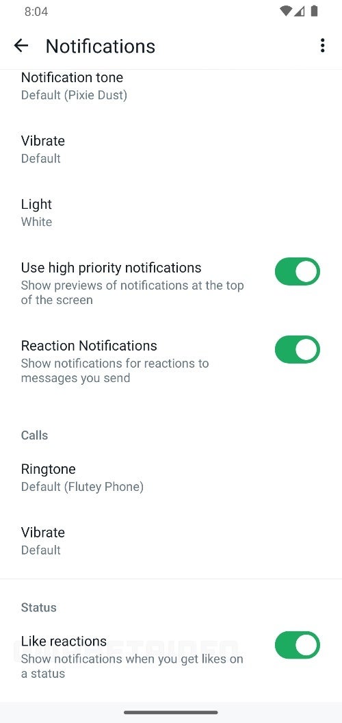 WhatsApp, birisi durum güncellemelerinize tepki verdiğinde bildirimleri durdurma seçeneği üzerinde çalışıyor