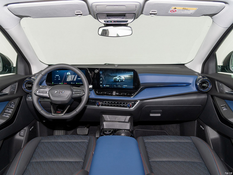 Chevrolet Equinox Plus crossover yalnızca 1,2 l/100 km tüketim ve 1000 km'nin üzerinde güç rezerviyle piyasaya sürüldü.  Tarihte ilk kez Chevrolet Equinox bir hibrit oluyor