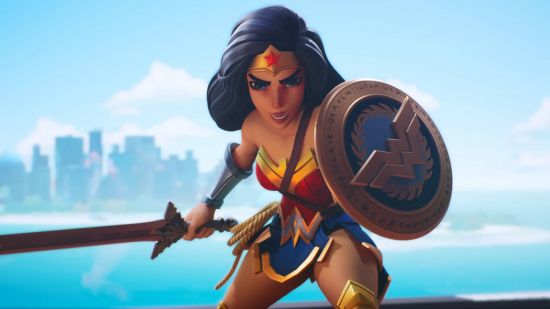 Çoklu ses aktörleri: Wonder Woman silahlanıyor ve savaşa hazırlanıyor.