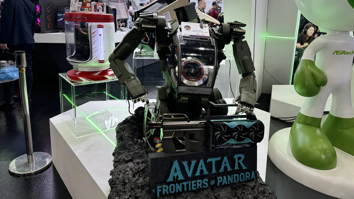 Pandora robot PC'sinin AsRock Avatar Frontiers'ı.