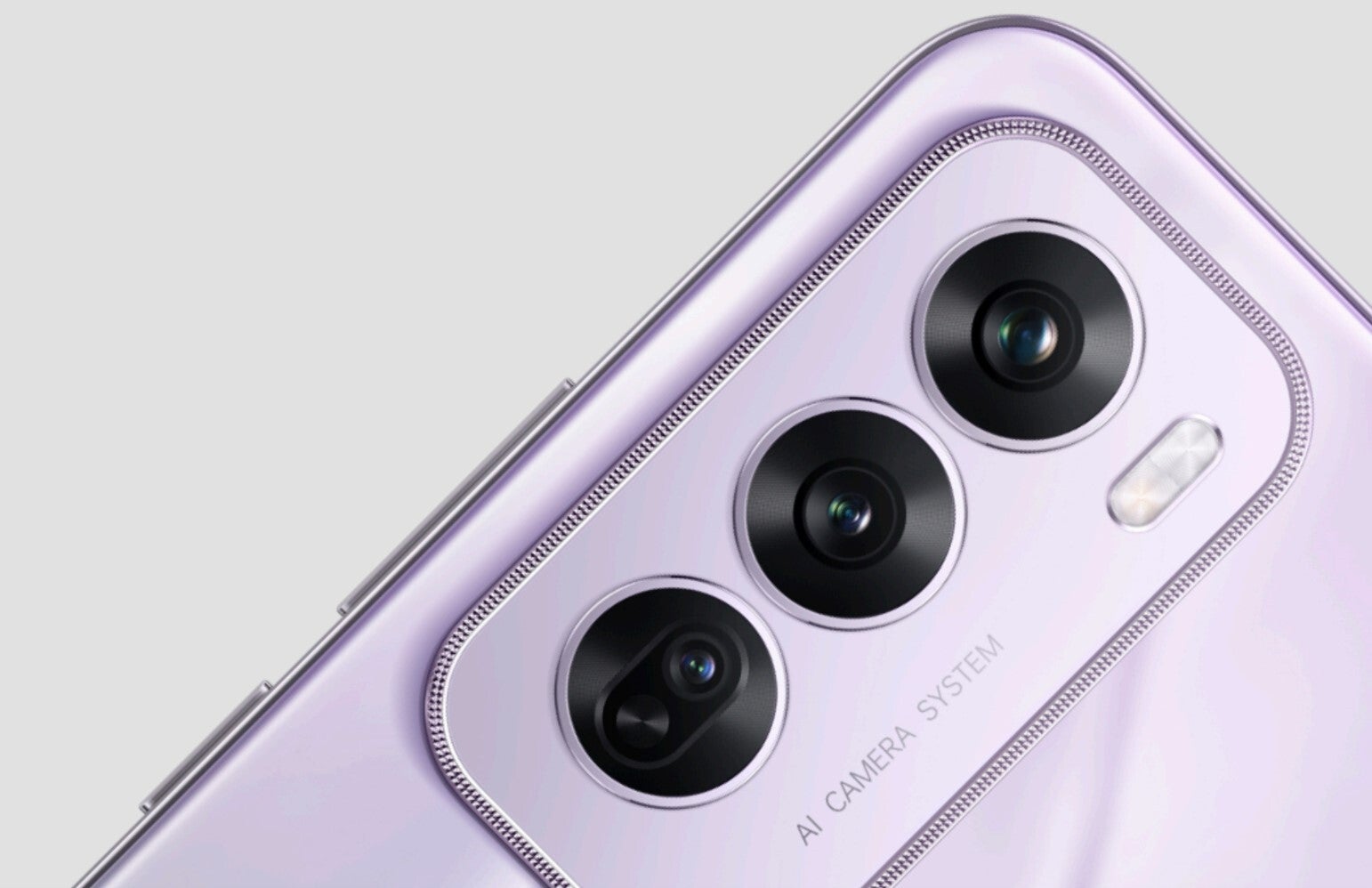 Büyük sensörler ve güçlü yapay zeka araçlarıyla tanıdık bir kamera düzeni"&nbsp - Oppo, Apple'ı aslında geri kalanımıza yapay zeka getiren dört kavisli Reno 12 ile eğitiyor