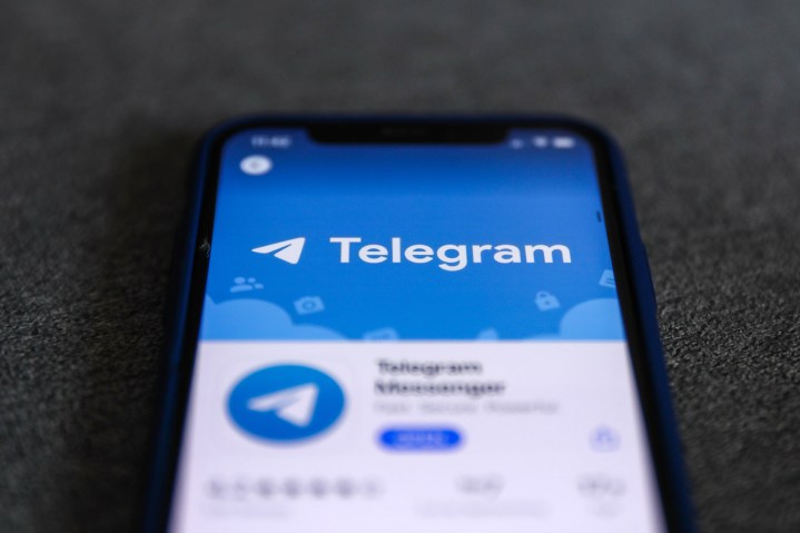 Telegram uygulaması indir.