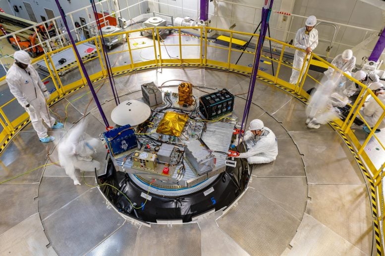 Ariane 6'ya İlk Yolcuların Takılması