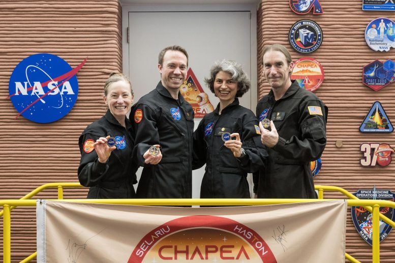 CHAPEA Mürettebatı Simüle Edilmiş Mars Görevinden Çıkış Yaptı