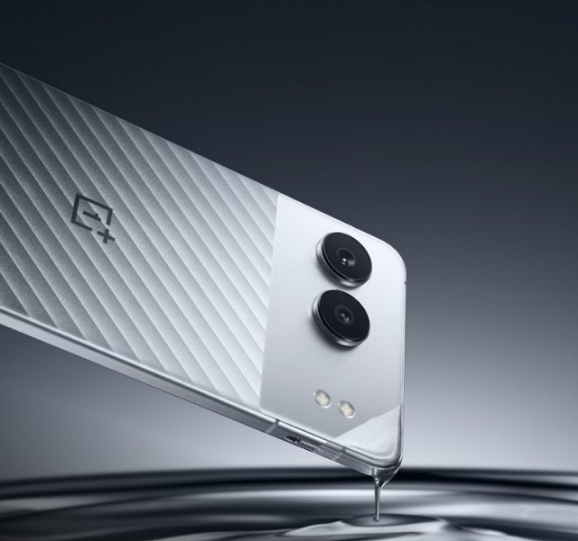 Bu, uzun yıllardan beri seri üretilen ilk tamamen metal akıllı telefon.  OnePlus Nord 4 tanıtıldı