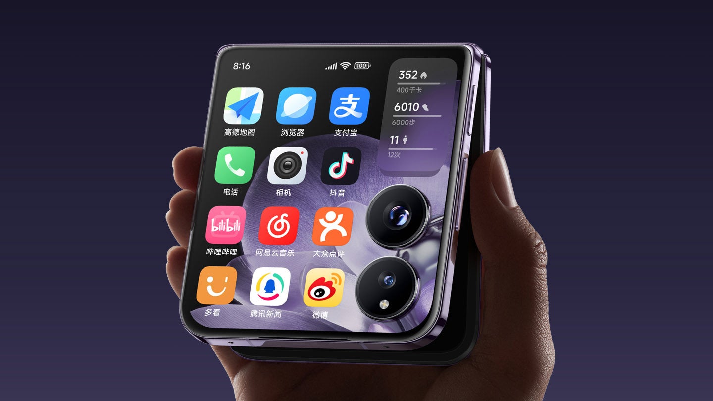 Z Flip 6'nın aksine, Mix Flip kapak ekranı mini bir telefon gibi | Resim kredisi – Xiaomi - Küçük telefonlar, şık bir kılıkla geri döndü
