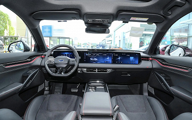 Yepyeni Ford Mondeo Sport Rusya'da şimdiden sipariş edilebilir.  Bu, 27 inç ekrana sahip 310 beygir gücünde bir geçittir
