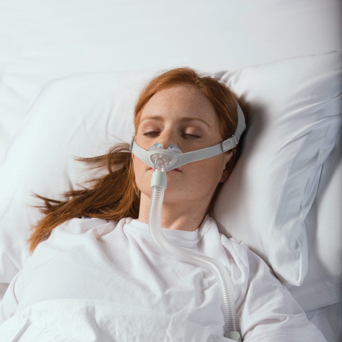 Uyku apnesi olan bir kişi genellikle uyumak için bir CPAP maskesine ihtiyaç duyar | Görsel kredisi-CPAP.co.uk - Apple, Apple Watch Series 10'un (yoksa Series X mi?) yeni sağlık özellikleriyle ilgili sorunlar yaşıyor