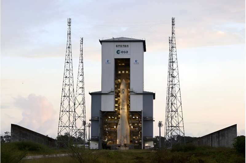 Avrupa’nın yeni Ariane 6 roketi ilk kez fırlatıldı