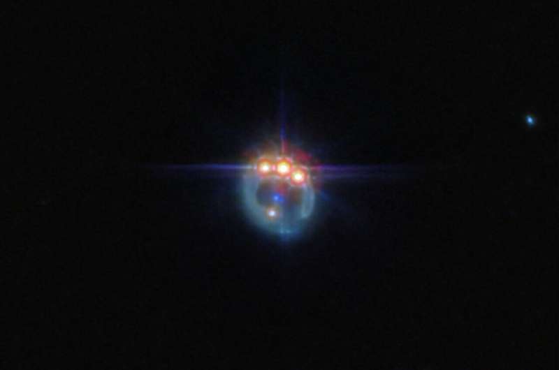 Webb, mercekli kuasar RX J1131-1231’in mücevherli yüzüğüne hayranlık duyuyor