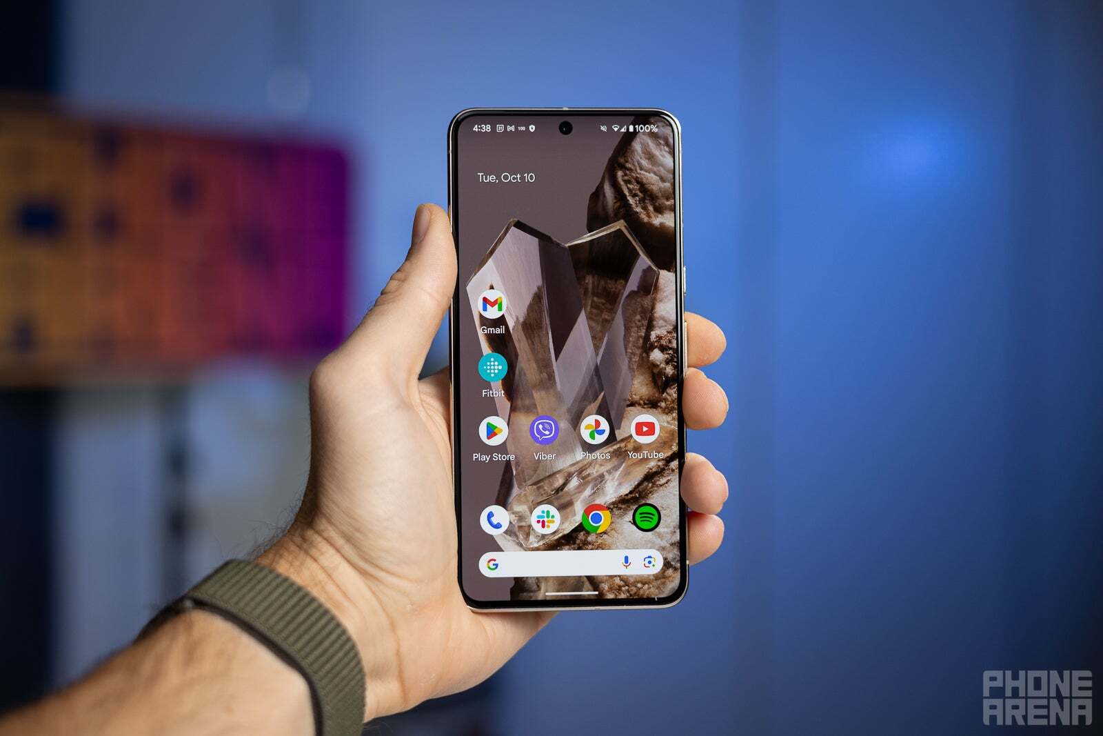 Pixel 8 Pro. | Görsel Kaynağı - PhoneArena - En çok satan özelliklerin çoğu zaten bulut veya yapay zeka tabanlıysa, Pixel 9'daki CPU'nun yavaş olması bir şey ifade ediyor mu?