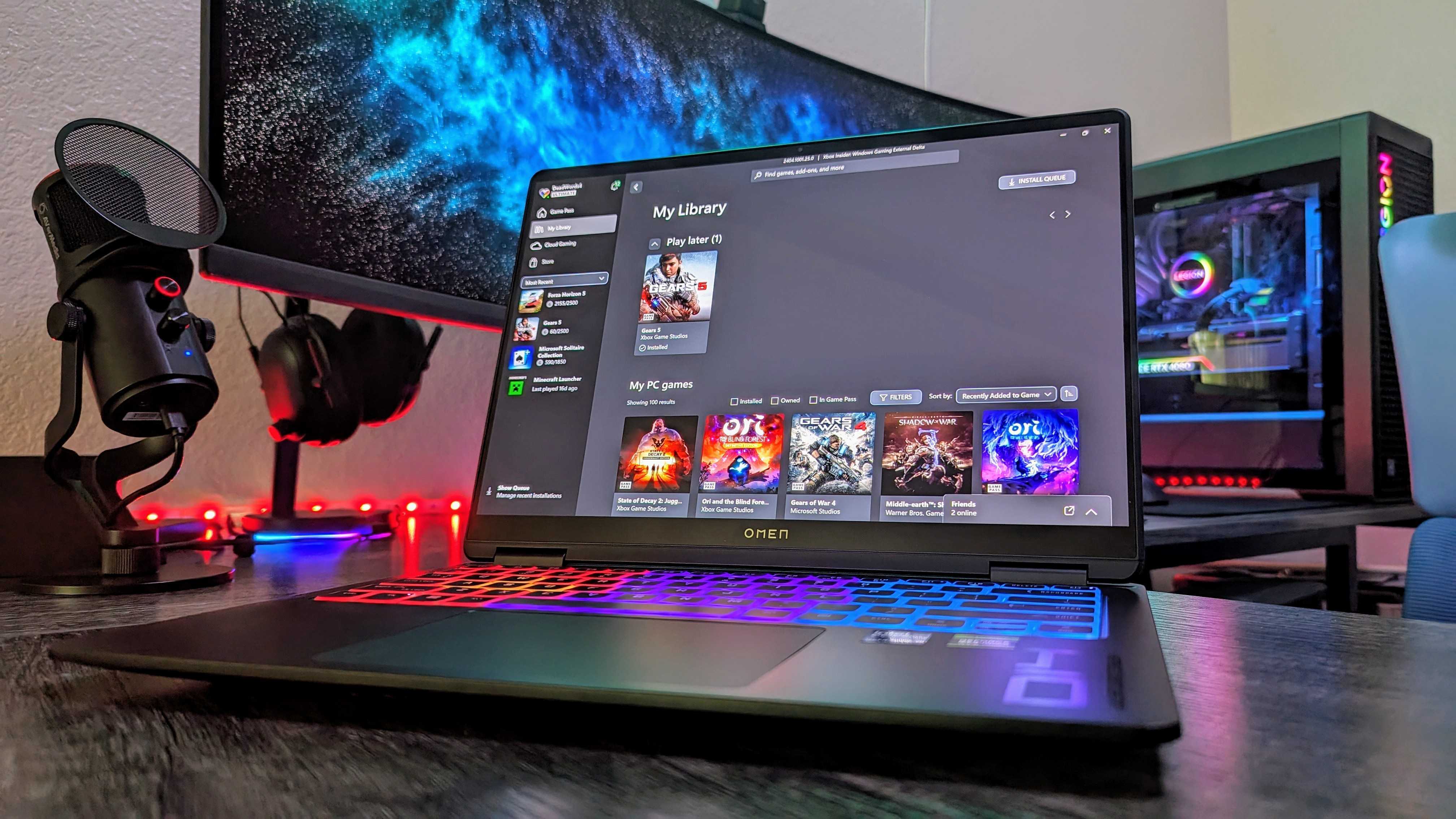 HP OMEN Transcend 14 oyun dizüstü bilgisayarının görüntüsü.