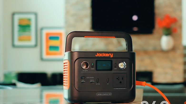 Jackery Explorer 240 v2 ürün resmi