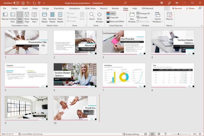 PowerPoint'te 10 slayt gösteren slayt sıralayıcı görünümü.