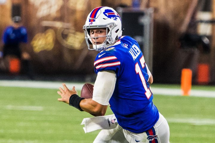 Josh Allen Buffalo Bills'e gidiyor.