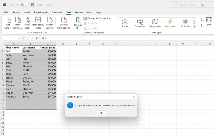 Yinelenen veriler Microsoft Excel'de kaldırıldı.